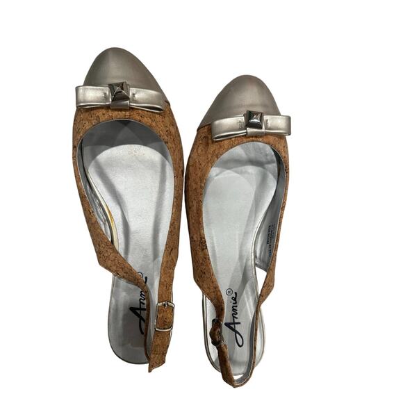Annie Women's Silver Patent / Cork Slingback Heel - Size: 8.5 WIDE - Picture 3 of 8